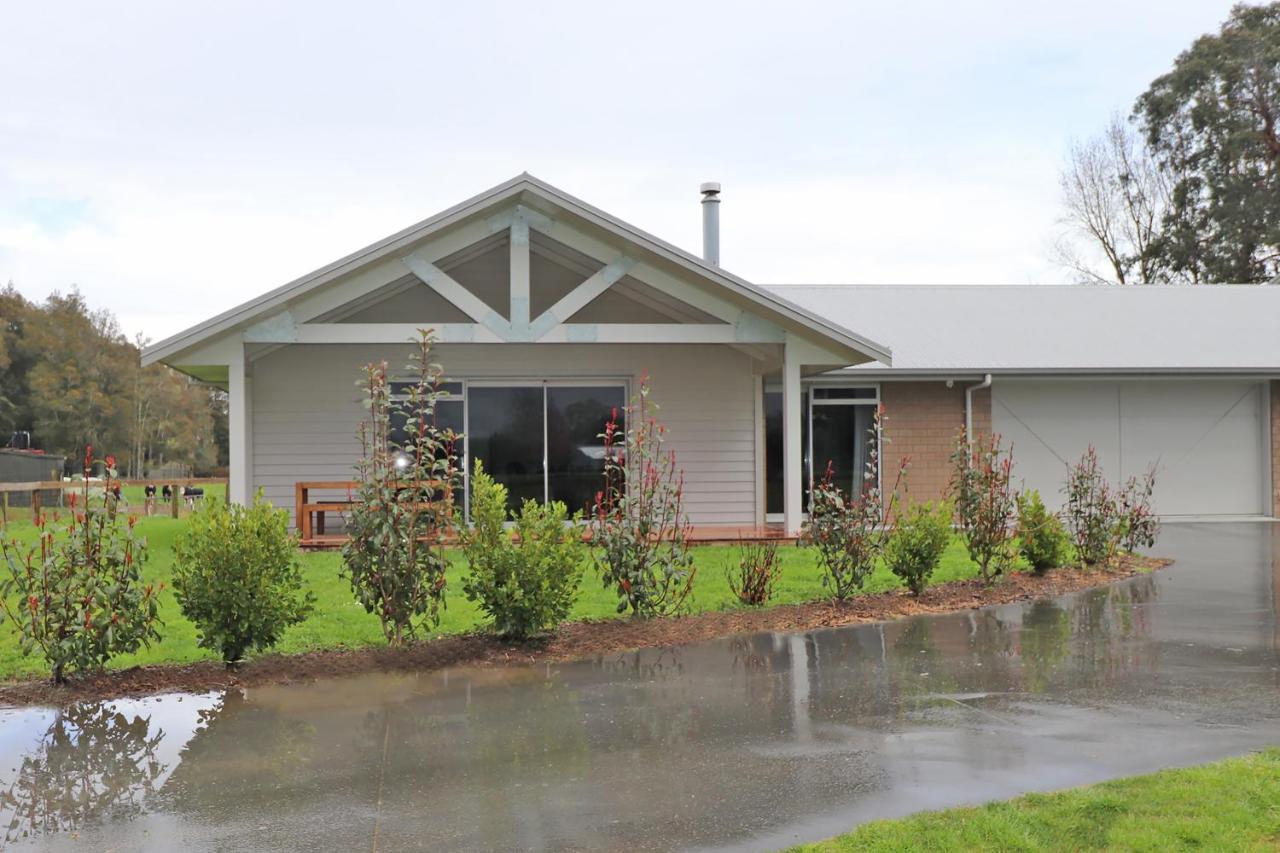 Villa Country Living On Raynes Road Hamilton Exterior foto